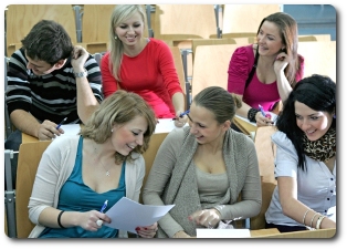 Studenci WSZOP